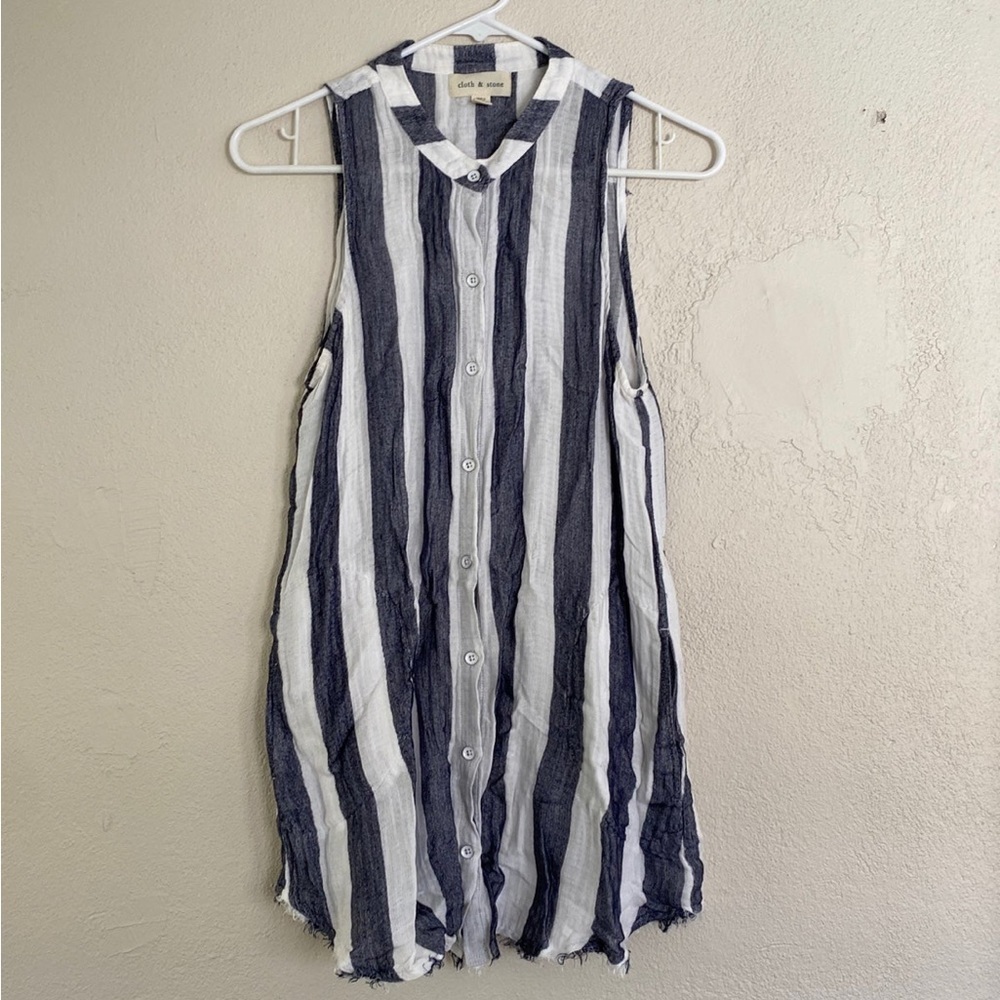 Anthropologie Blue and White Relaxed Sleeveless Top